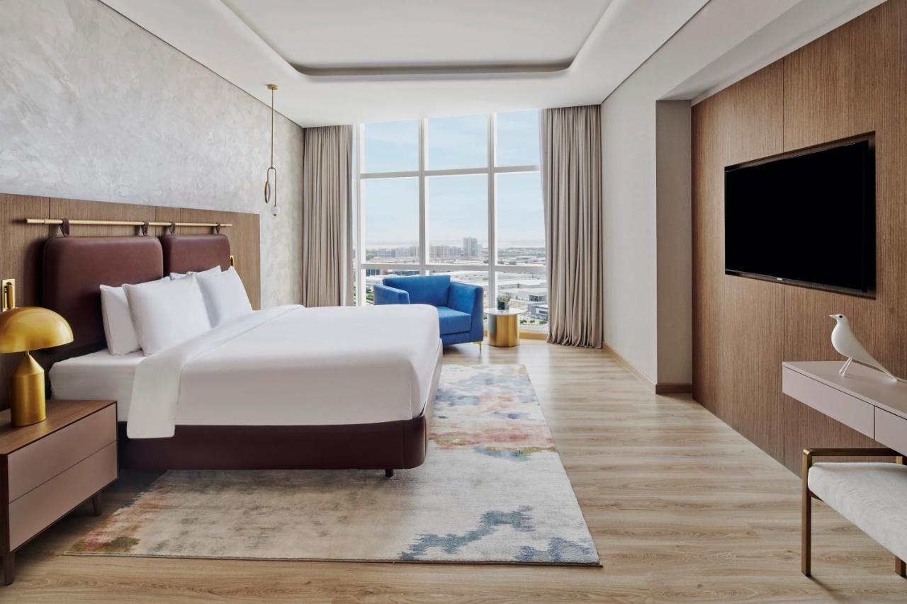 Movenpick Jumeirah Village Triangle Dubai Exteriör bild